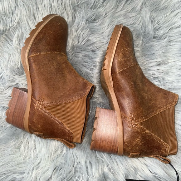 NWOT Women’s Sorel Cate Chelsea brown boots size 7 - Picture 6 of 7